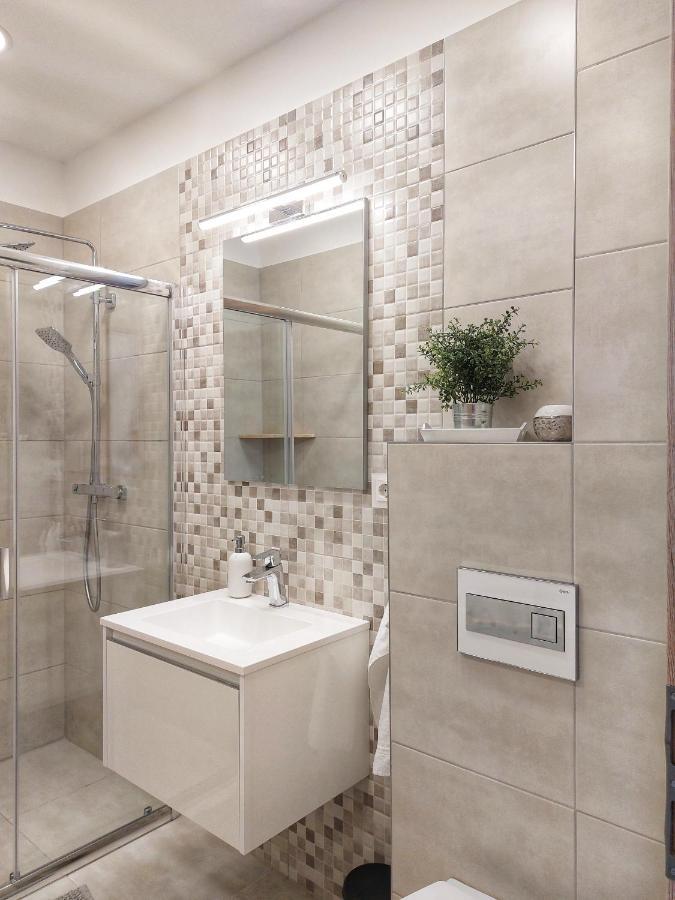 Paskom Apartmanhaz Nyergesujfalu Zewnętrze zdjęcie